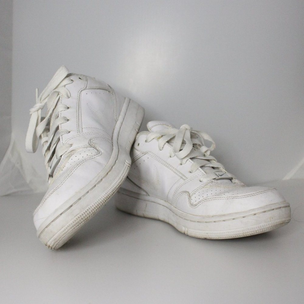 Nike Air Prestige III Low Sneakers